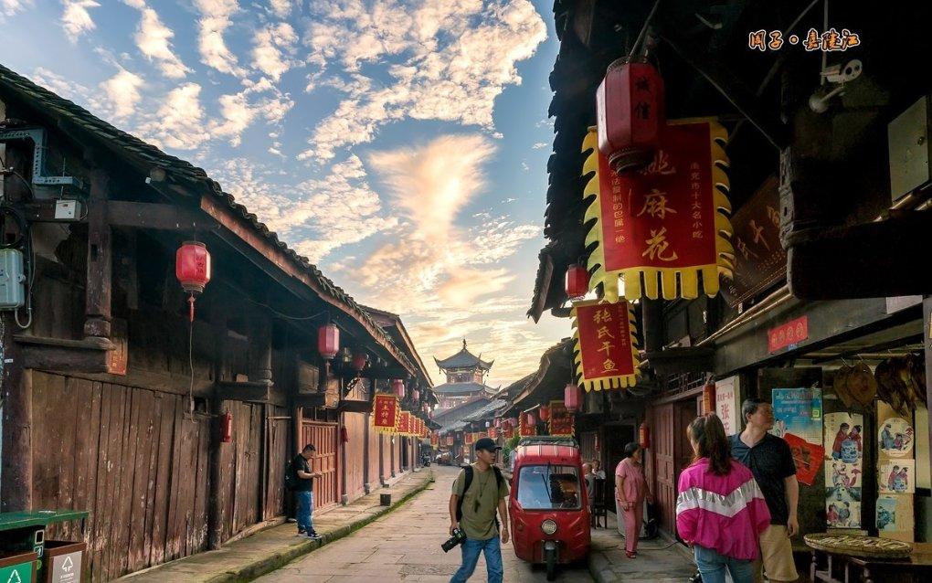 父亲出生的老房子成了戏台布景 赖声川在会昌圆了又一个戏剧梦